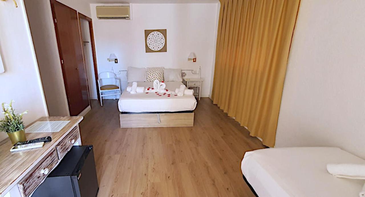 Hotel Mireia Lloret de Mar Exterior photo